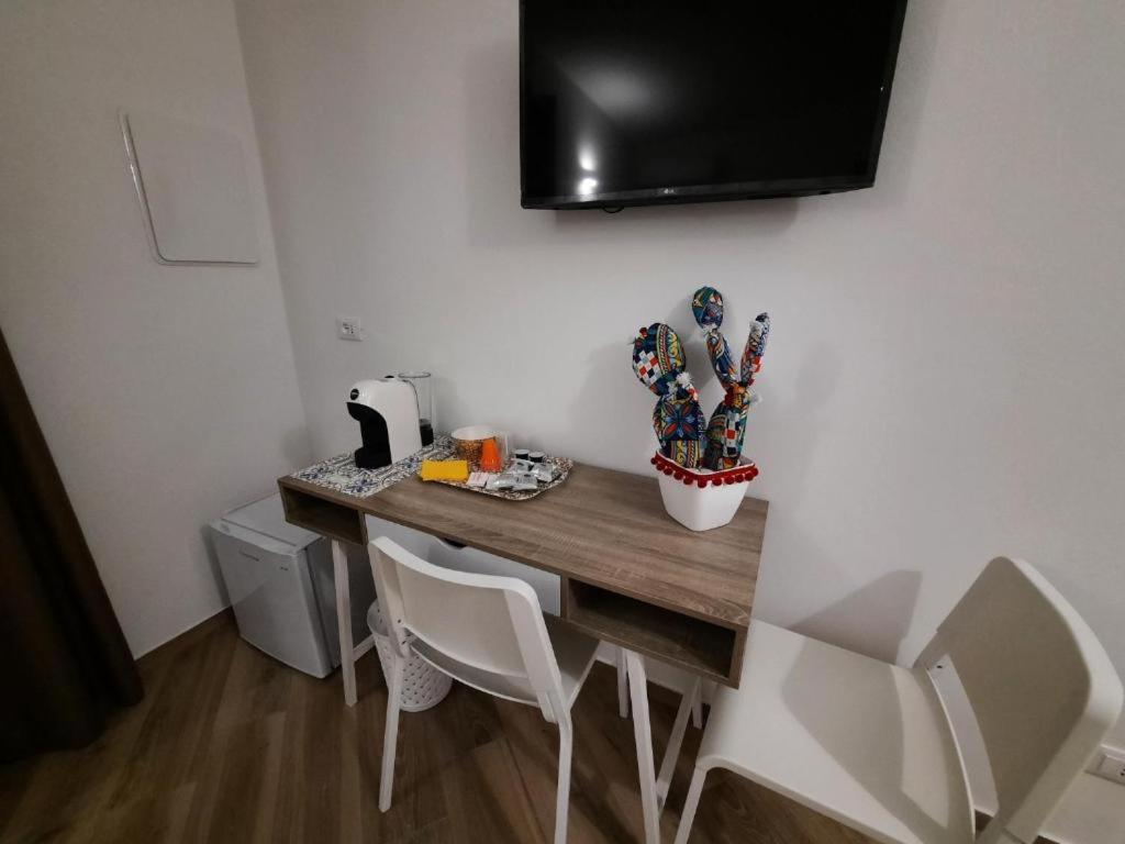B&B Lastracu Castellammare del Golfo Eksteriør billede