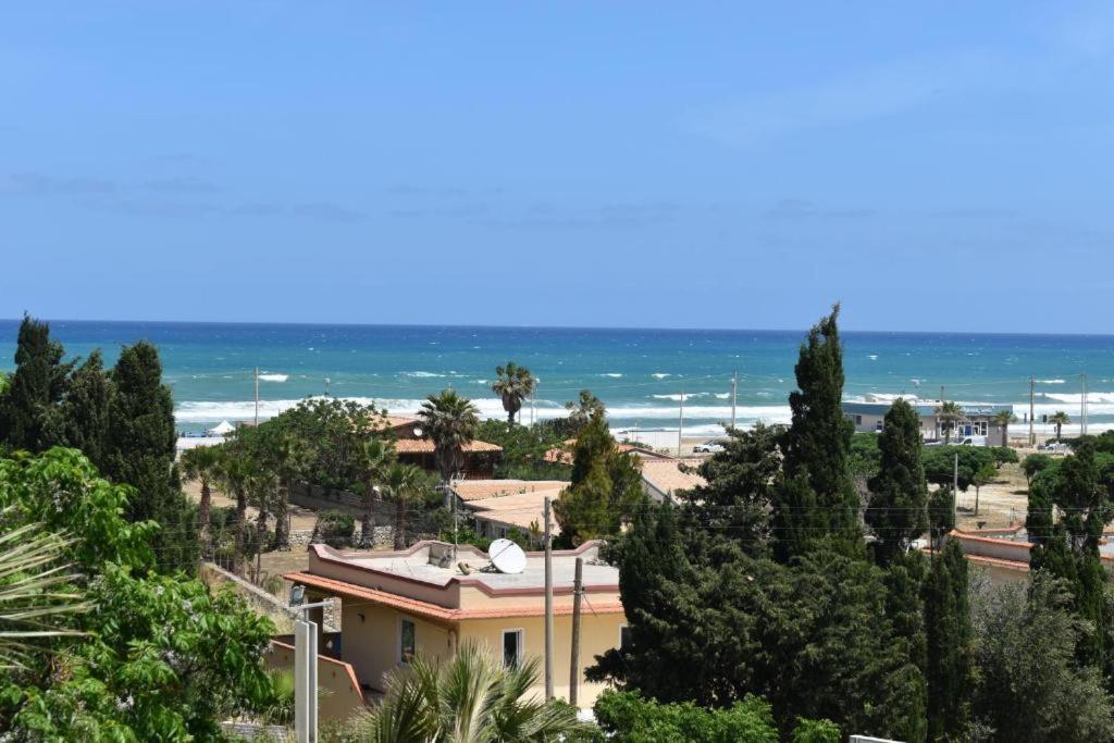 B&B Lastracu Castellammare del Golfo Eksteriør billede