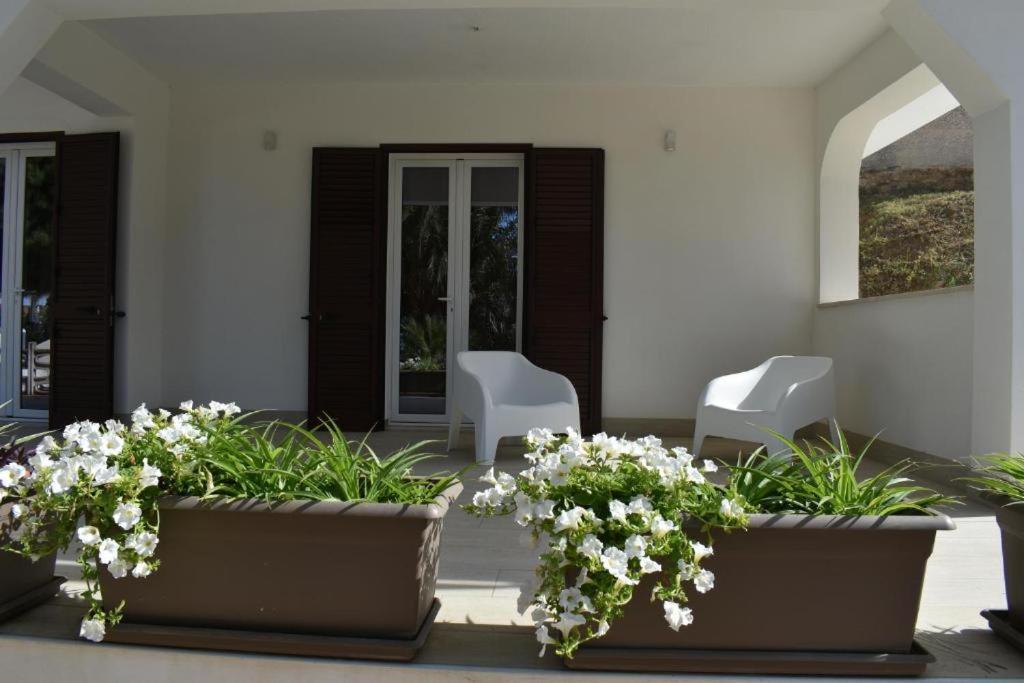 B&B Lastracu Castellammare del Golfo Eksteriør billede